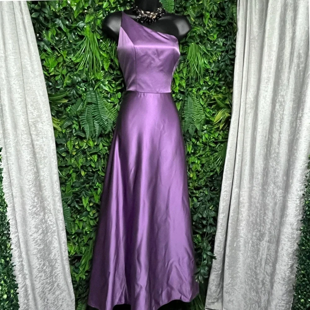 DB Studio Dress Size 10 Purple One Shoulder Satin A-Line Formal Gown 4115 - Picture 3 of 8